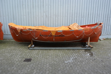 Lengte 6.51 Breedte 2.21----------22-03-2016