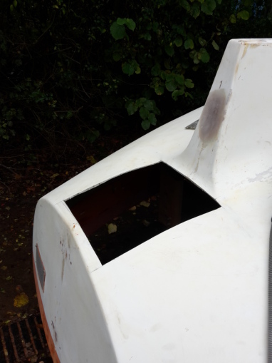 gat voor buitenboordmotorbun