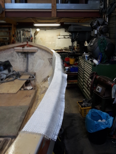 Inlamineren van balk voor de banken te kunnen ondersteunen