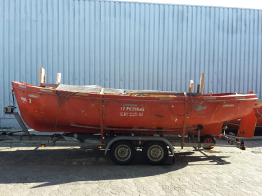 Begin van het project, ophalen van de sloep. Zie hieronder de foto's.