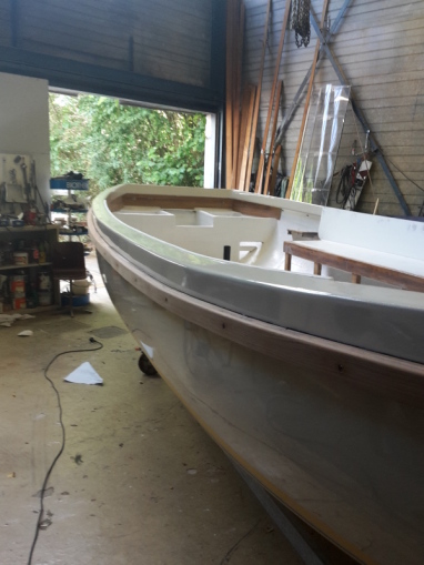 Super strakke sloep. Berghout cq stootrand gemonteerd.