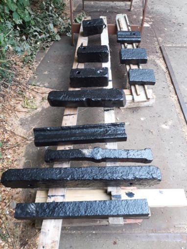 Ballast klaar om te plaatsen in de kiel.